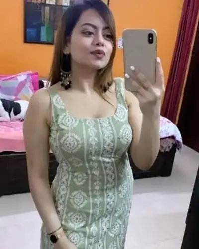 Call Girl in Juhu